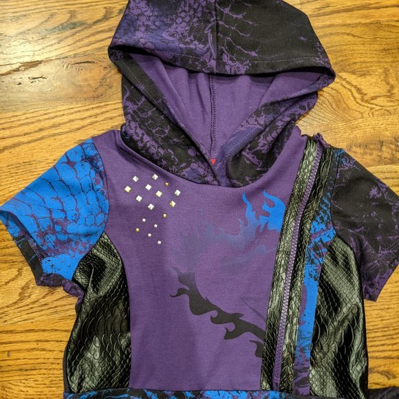 Disney Descendants 3 Girls Dress - Size 6 - Picture 3 of 5